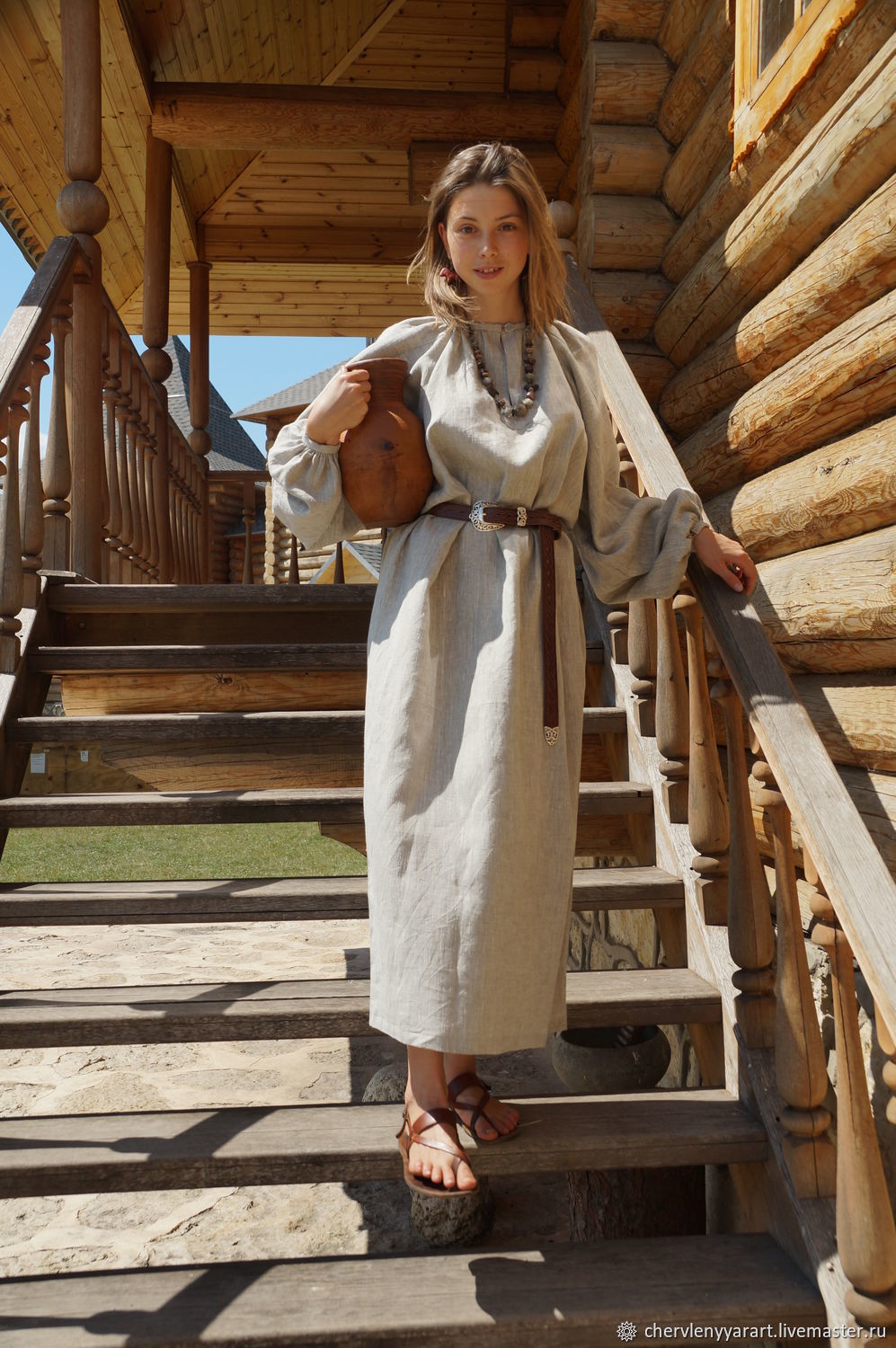 Girls in Slavic costumes in Hailun